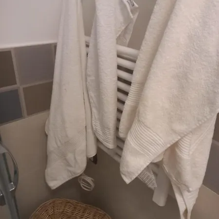 Molillo أوستوني